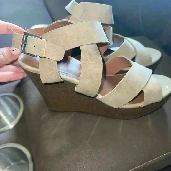 Indigo rd sandal wedge - Picture 4 of 4